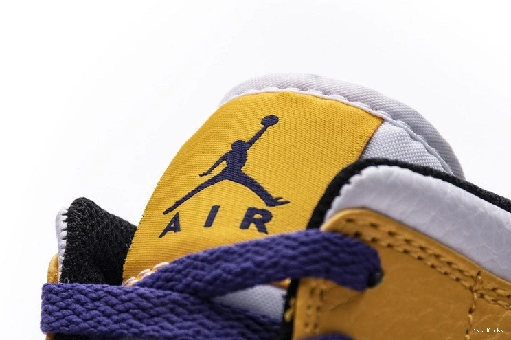 Lakers 1 Mid  air 852542-700 SE Jordan 0917